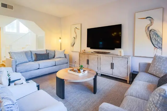 Living room at Harbour South Club 1113